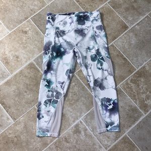 Athleta Flower Mesh Capri